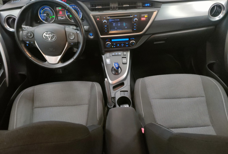 Toyota AURIS  1.8 VVT-i HSD 136h Dynamic 15P 5p ct ok 