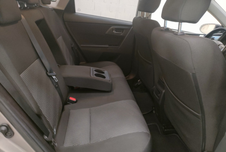 Toyota AURIS  1.8 VVT-i HSD 136h Dynamic 15P 5p ct ok 