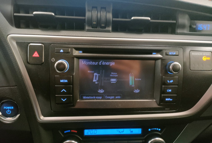 Toyota AURIS  1.8 VVT-i HSD 136h Dynamic 15P 5p ct ok 