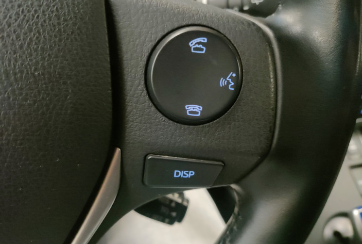 Toyota AURIS  1.8 VVT-i HSD 136h Dynamic 15P 5p ct ok 