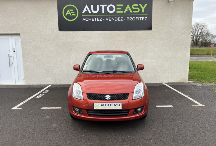 Suzuki Swift III 1.3 i 16V 4x4 93 cv GLX