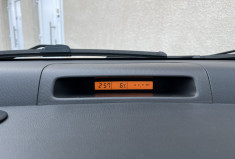 Suzuki Swift III 1.3 i 16V 4x4 93 cv GLX