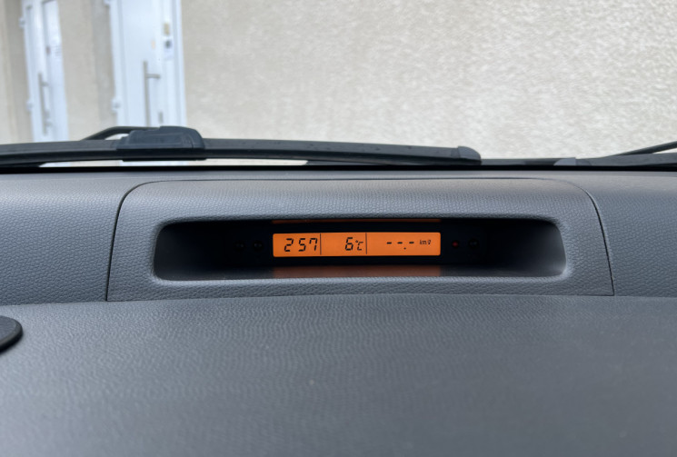 Suzuki Swift III 1.3 i 16V 4x4 93 cv GLX