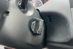 Suzuki Swift III 1.3 i 16V 4x4 93 cv GLX