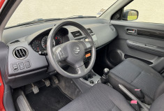 Suzuki Swift III 1.3 i 16V 4WD 93 cv GLX