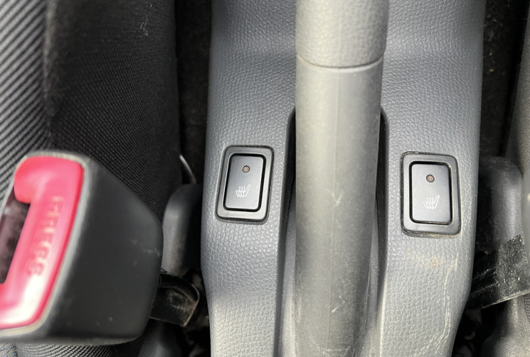 Suzuki Swift III 1.3 i 16V 4WD 93 cv GLX