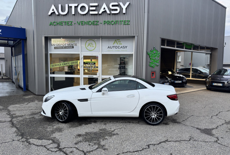 Mercedes SLC 300 2.0i turbo 245 9G-TRONIC Fascination