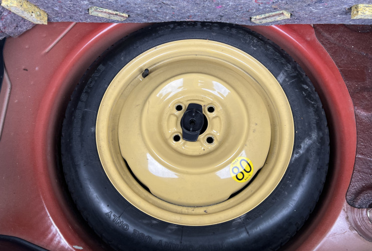 Suzuki Swift III 1.3 i 16V 4WD 93 cv GLX