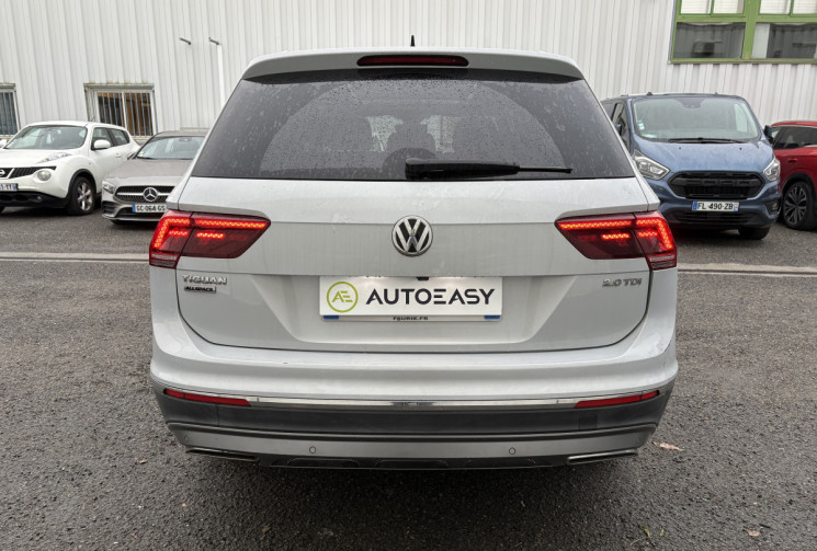 Volkswagen Tiguan Carat 7 places 2.0 TDI 150cv * Toit Ouvrant * Caméra 360 * Carplay * Hayon Elec