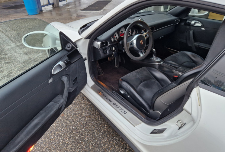 Porsche 911  997 carrera 4 GTS 3.8 408 ch