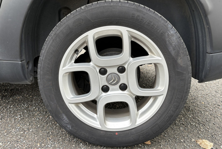 Citroën C4 CACTUS FEEL Business 1.5 BlueHdi 100cv * Caméra * Carplay