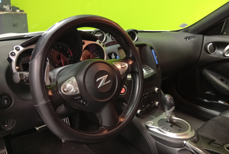 Nissan 370 Z 3.7 V6 328 CV 