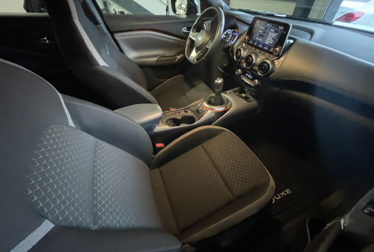 Nissan Juke II (F16) 1.0 DIG-T 117ch N-Connecta 1er Main Entretiens full Nissan 