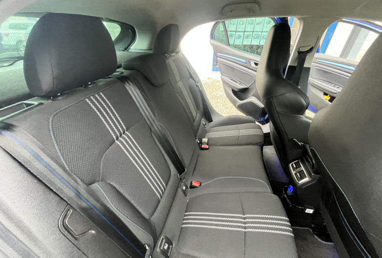 Renault Megane IV GT Line 1.2 TCe 130cv Bleu Iron