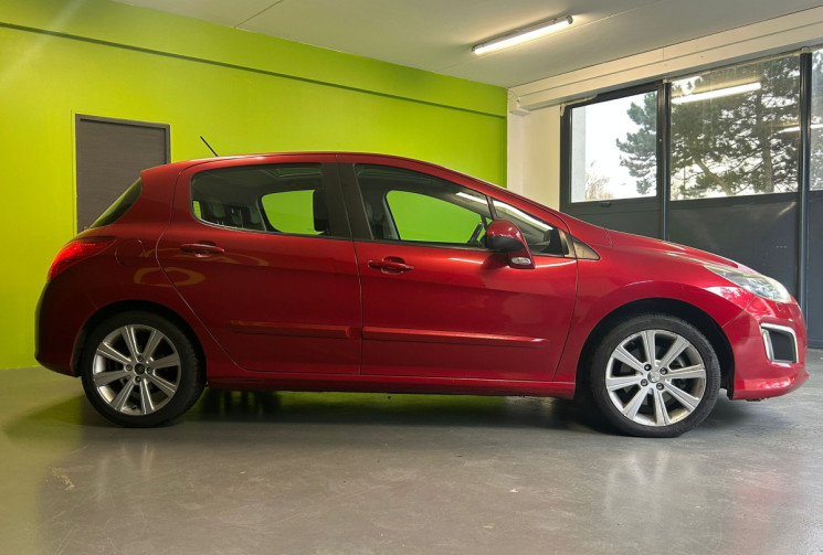 Peugeot 308  1.6 THP 156 FELINE * TOIT PANORAMIQUE / RADAR AVANT ARRIERE 