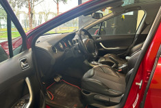 Peugeot 308  1.6 THP 156 FELINE * TOIT PANORAMIQUE / RADAR AVANT ARRIERE 