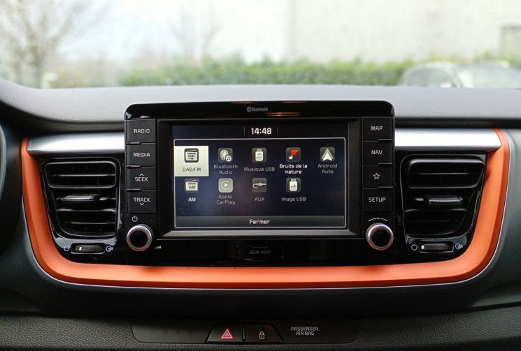Kia STONIC 1.0 T-GDi 120 ch Design / Apple CarPlay Android Auto