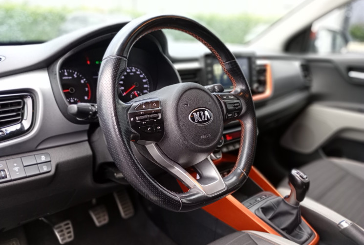 Kia STONIC 1.0 T-GDi 120 ch Design / Apple CarPlay Android Auto