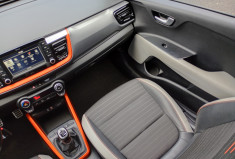 Kia STONIC 1.0 T-GDi 120 ch Design / Apple CarPlay Android Auto