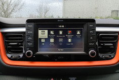 Kia STONIC 1.0 T-GDi 120 ch Design / Apple CarPlay Android Auto