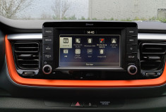 Kia STONIC 1.0 T-GDi 120 ch Design / Apple CarPlay Android Auto