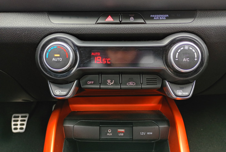 Kia STONIC 1.0 T-GDi 120 ch Design / Apple CarPlay Android Auto