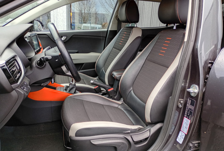 Kia STONIC 1.0 T-GDi 120 ch Design / Apple CarPlay Android Auto