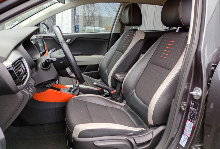 Kia STONIC 1.0 T-GDi 120 ch Design / Apple CarPlay Android Auto