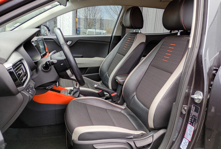 Kia STONIC 1.0 T-GDi 120 ch Design / Apple CarPlay Android Auto