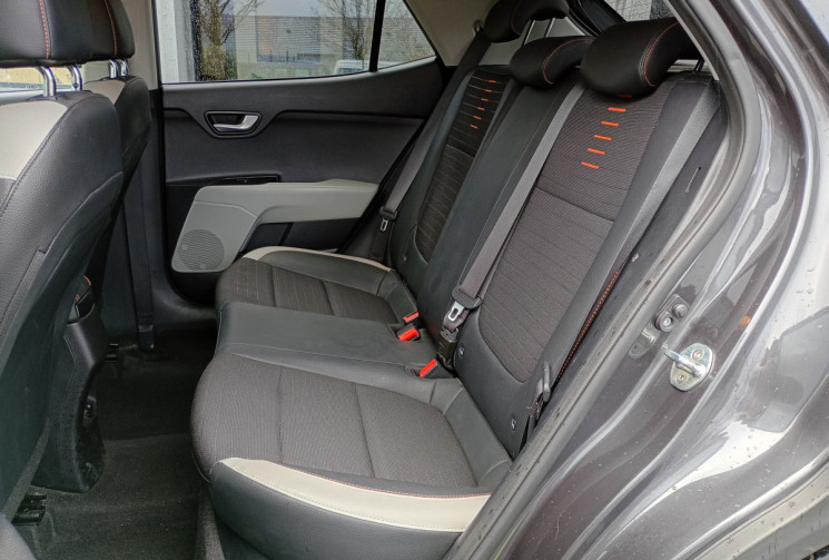 Kia STONIC 1.0 T-GDi 120 ch Design / Apple CarPlay Android Auto