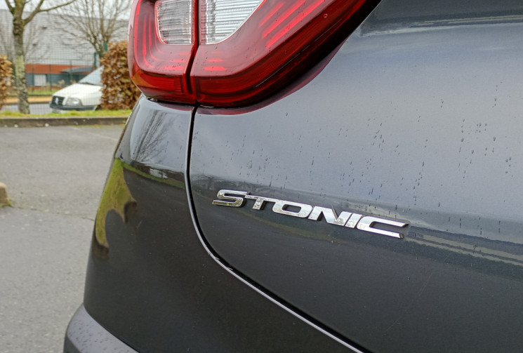 Kia STONIC 1.0 T-GDi 120 ch Design / Apple CarPlay Android Auto