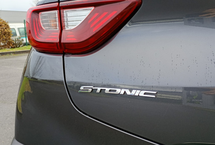 Kia STONIC 1.0 T-GDi 120 ch Design / Apple CarPlay Android Auto