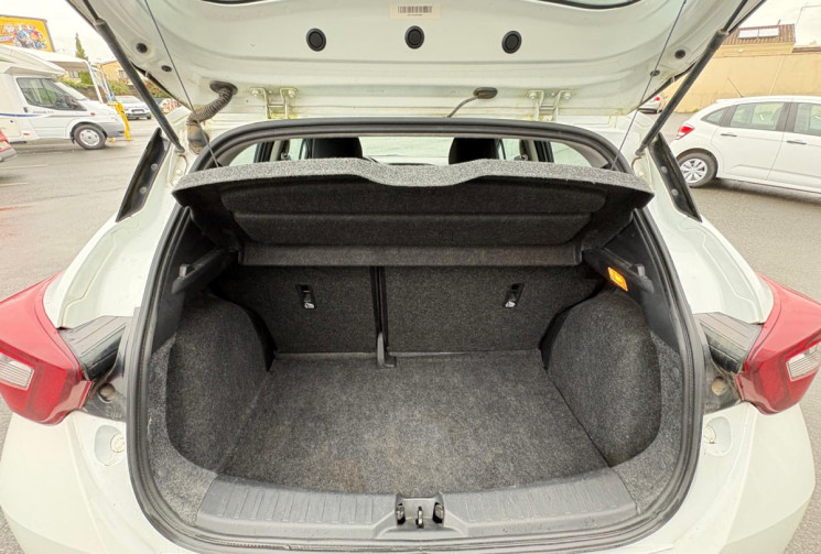 Nissan Micra  V 1.5 DCI 90 ACENTA / DISTRIBUTION FAITE / GARANTIE 12 MOIS 