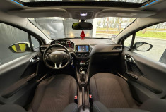Peugeot 208  1.2 VTI 82 SIGNATURE * TOIT PANORAMIQUE / CLIM AUTOMATIQUE / CARPLAY / SIEGES CHAUFFANT