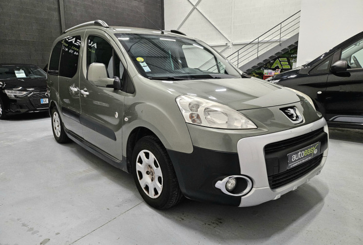 Peugeot PARTNER TEPEE outdoor 1.6 HDi 112 cv / grip control / pack family