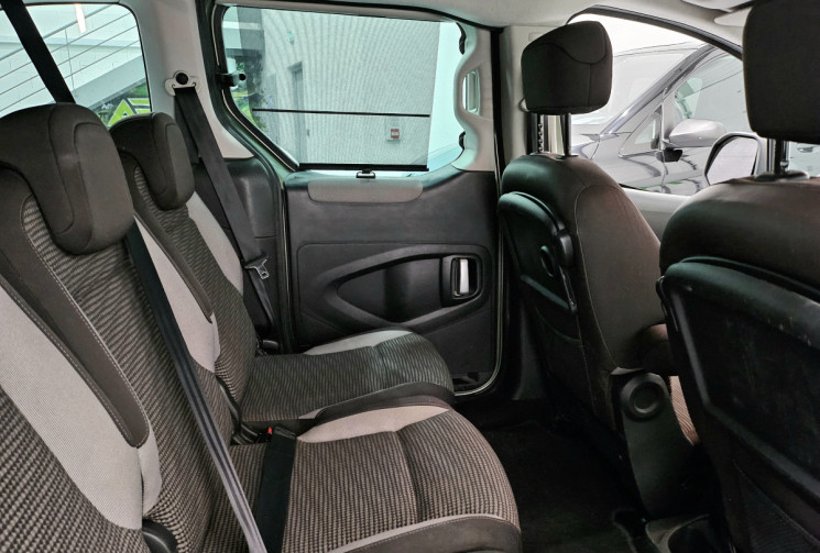 Peugeot PARTNER TEPEE outdoor 1.6 HDi 112 cv / grip control / pack family