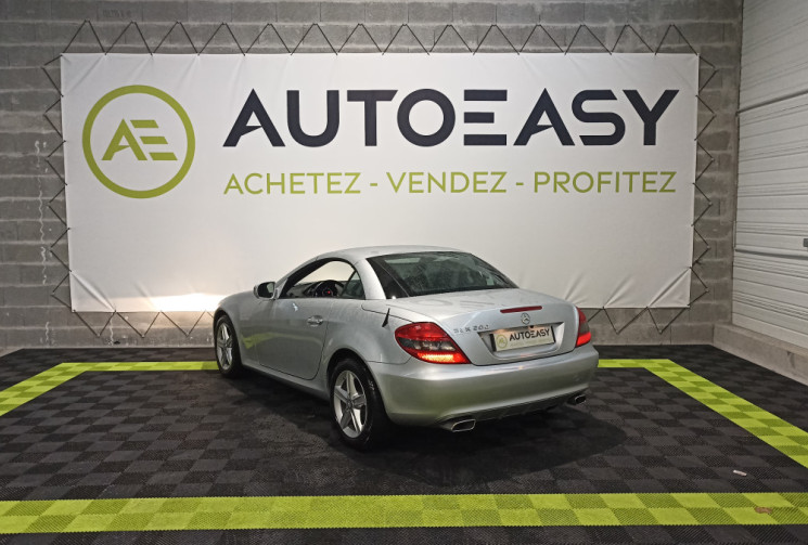 Mercedes SLK Classe 200K / suivi très complets
