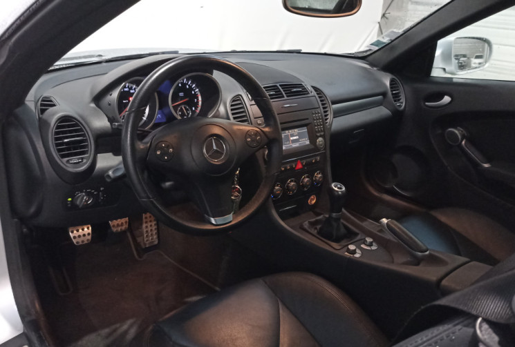Mercedes SLK Classe 200K / suivi très complets