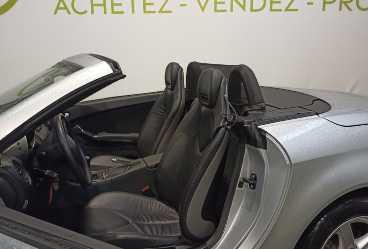 Mercedes SLK Classe 200K – Contact et suivi très complets