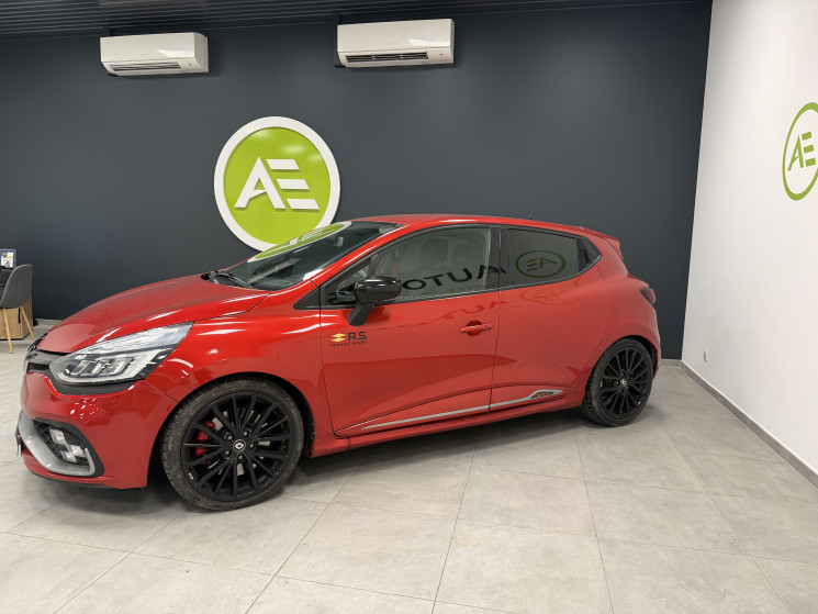 Renault Clio Phase 2 RS Trophy 1.6 T 16V EDC6 220 cv