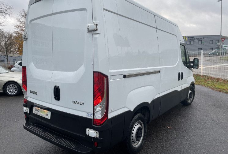 Iveco Daily 2.3  35.140 136 CV 
