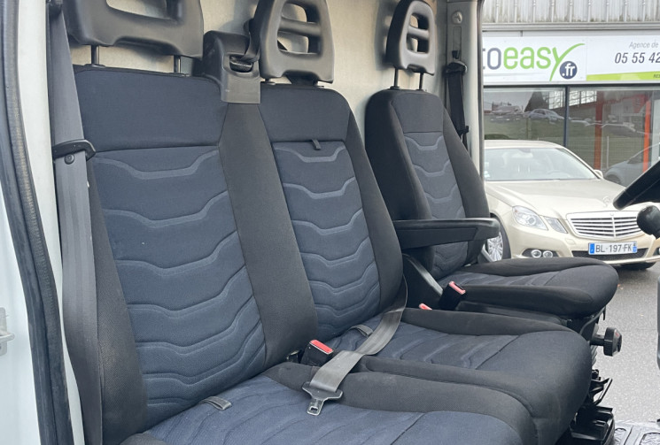 Iveco Daily 2.3  35.140 136 CV 