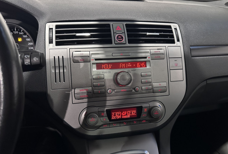 Ford Kuga 2.0 TDCi 140ch FAP Trend suréquipé