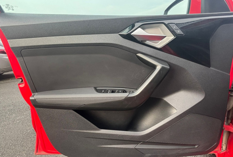 Audi A1 SPORTBACK   II 30 1.0 TFSI  110 SLINE / GARANTIE 12 MOIS /