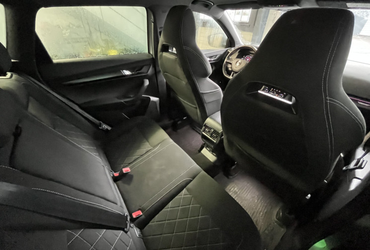 Skoda Karoq  1.5 TSI Sportline / Boitier ethanol homologué / Hayon électrique / Toit panoramique