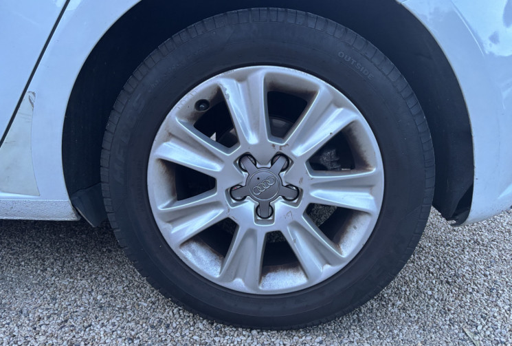 Audi A1 SPORTBACK 1.4 TDI 90 Ch Ambition Luxe * TOIT OUVRANT * GPS