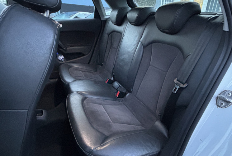 Audi A1 SPORTBACK 1.4 TDI 90 Ch Ambition Luxe * TOIT OUVRANT * GPS