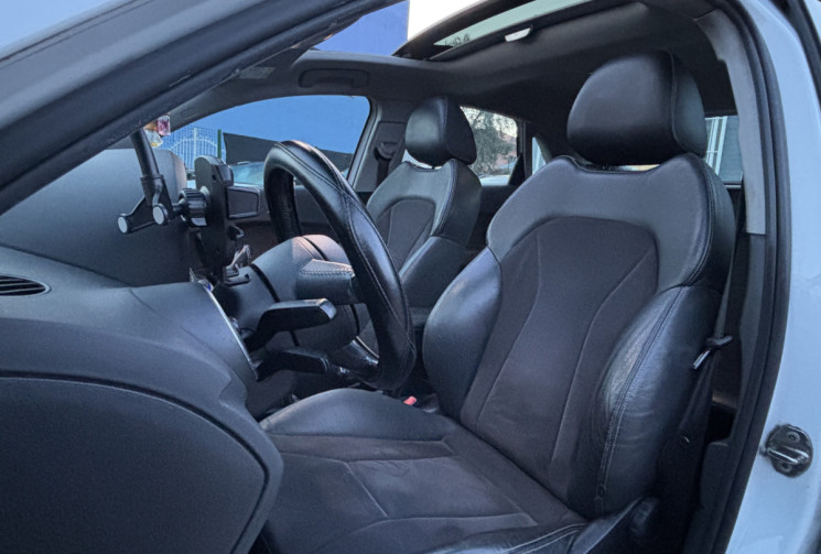 Audi A1 SPORTBACK 1.4 TDI 90 Ch Ambition Luxe * TOIT OUVRANT * GPS