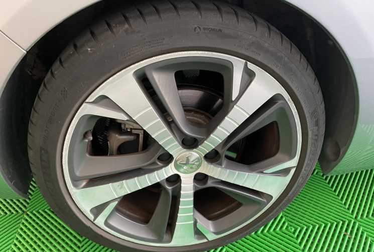 Peugeot 308 SW  II 1.6 THP 205ch GT Line Entretiens complet