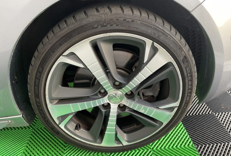 Peugeot 308 SW  II 1.6 THP 205ch GT Line Entretiens complet